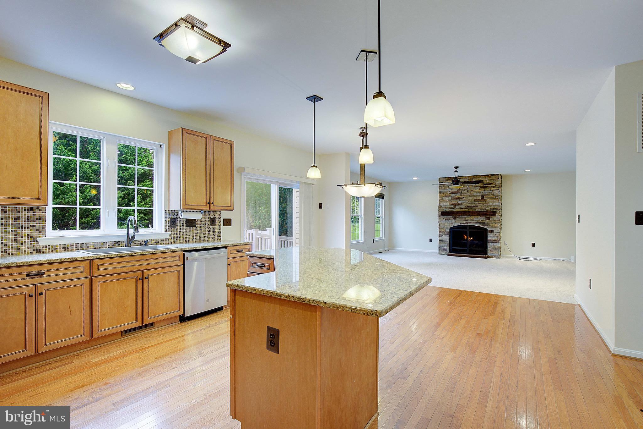 LORINS PRIDE - Residential