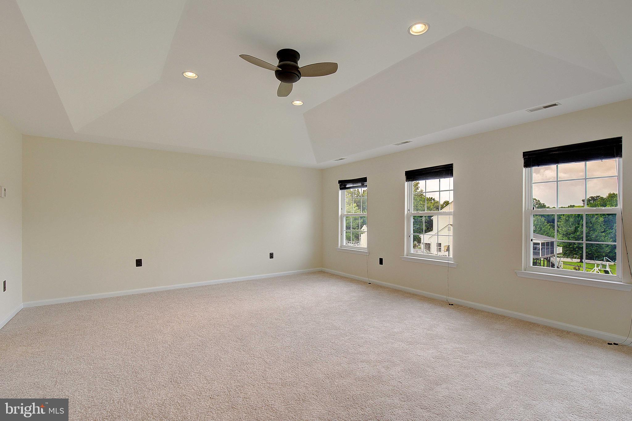 LORINS PRIDE - Residential