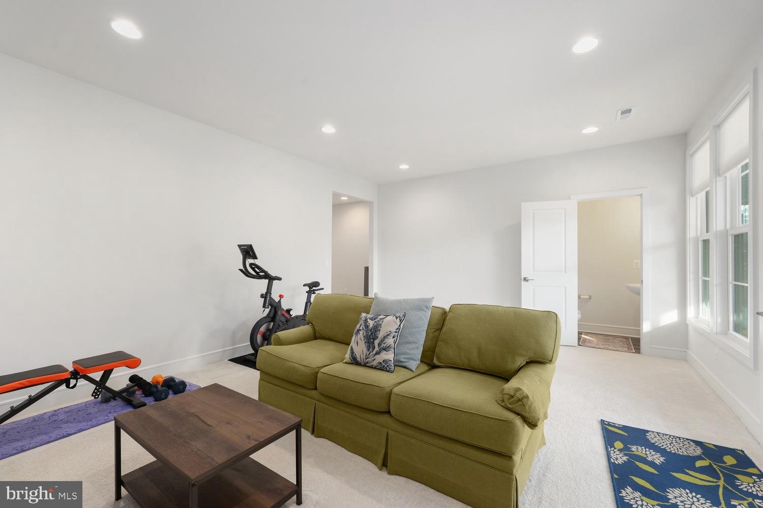 ROBINSON VILLAGE - Residential