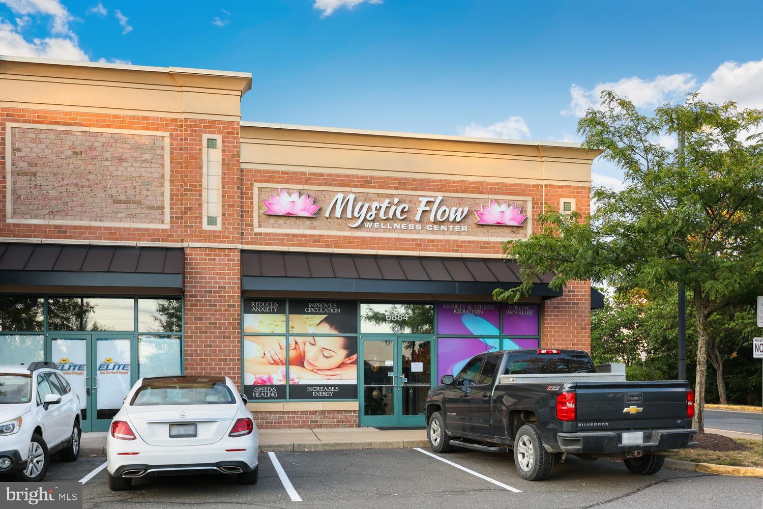 ROBINSON VILLAGE - Residential