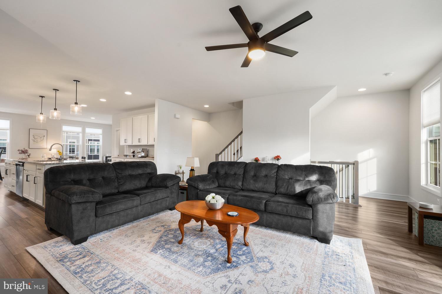 ROBINSON VILLAGE - Residential