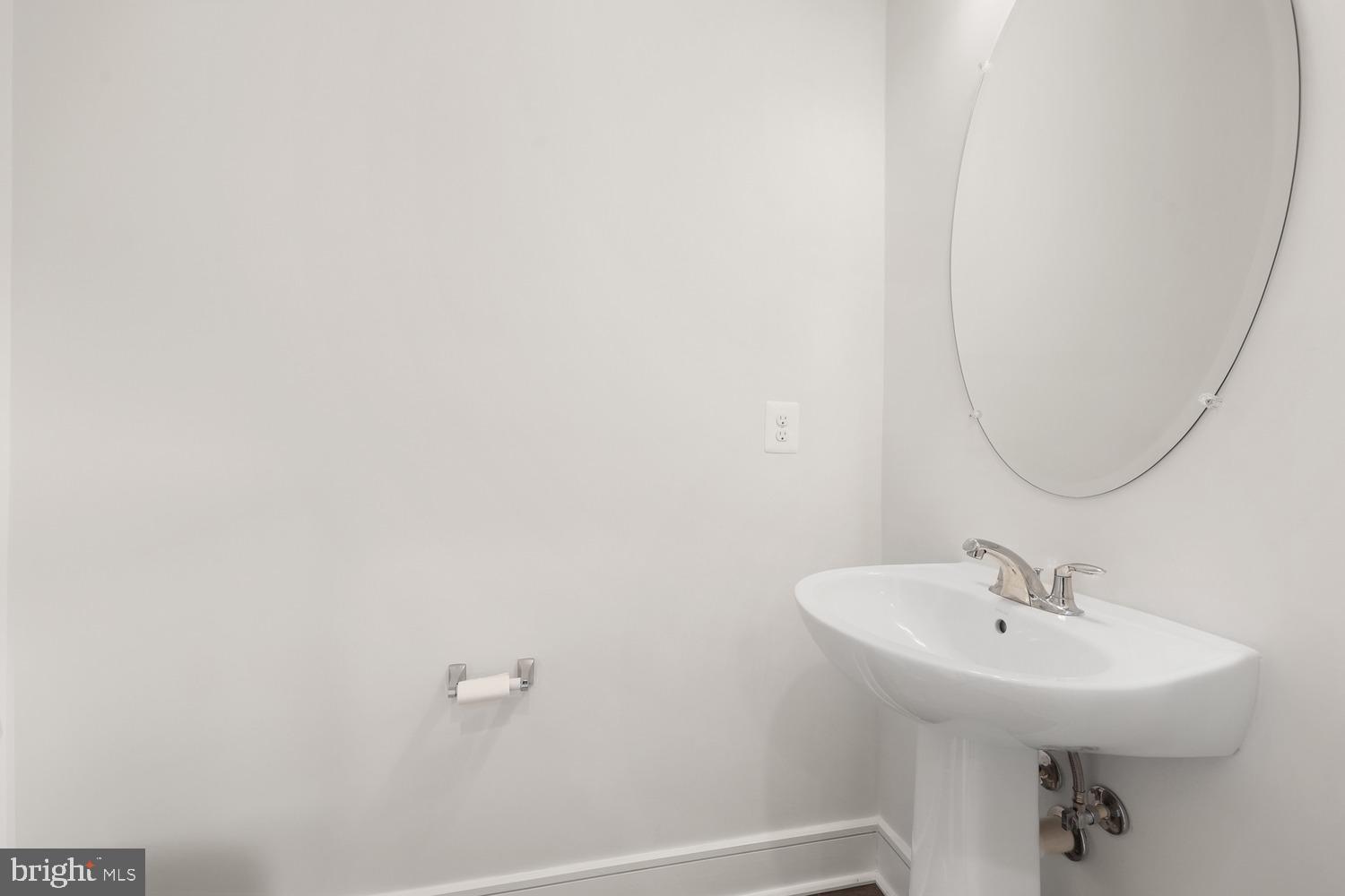 ROBINSON VILLAGE - Residential