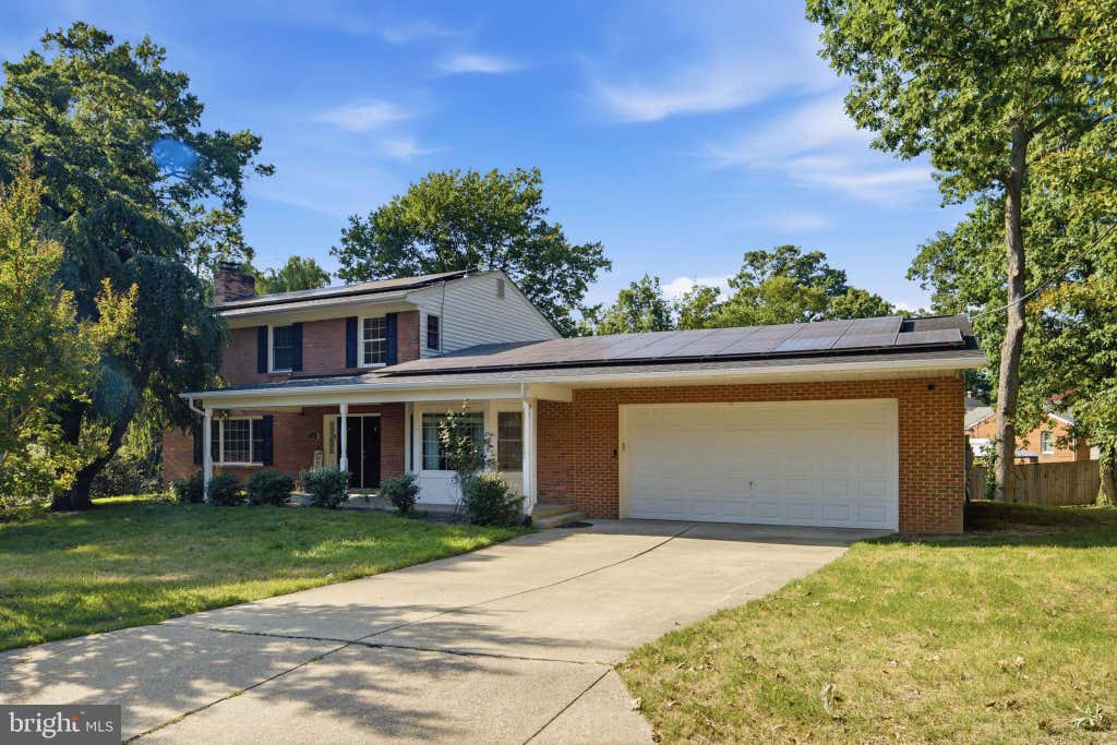 Photo of 7100 Beltz Drive, DISTRICT HEIGHTS, MD 20747 (MLS # MDPG2211310)
