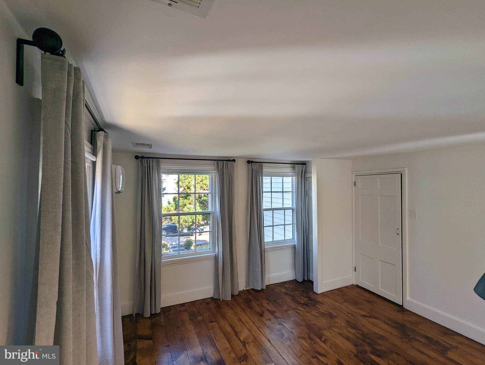 000 - Residential Lease