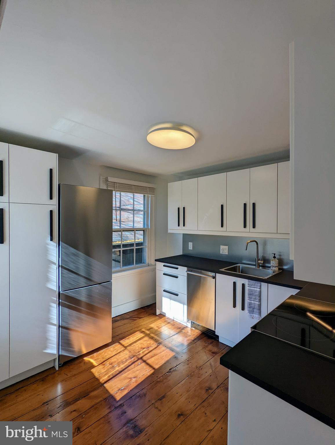 000 - Residential Lease