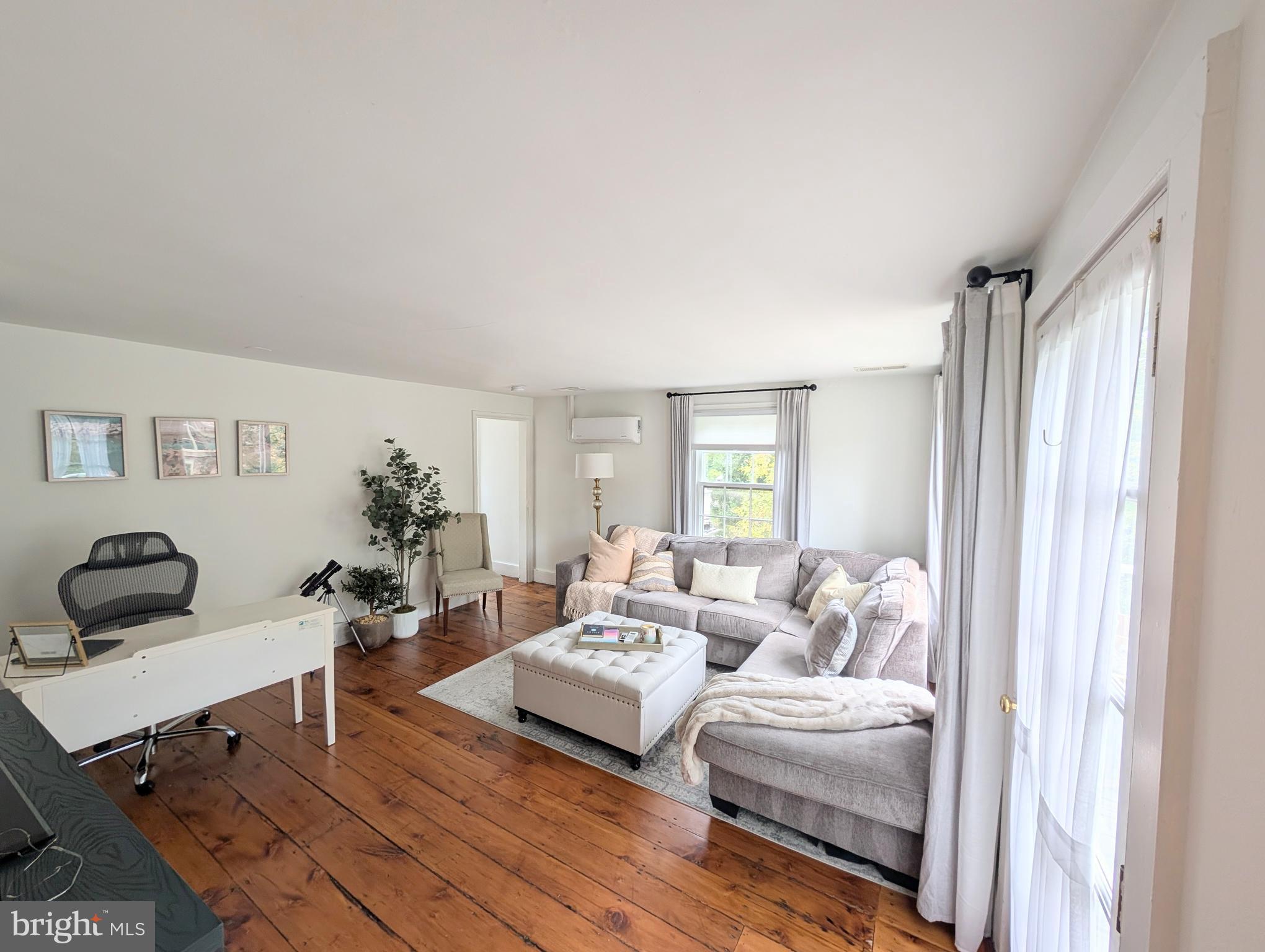 000 - Residential Lease