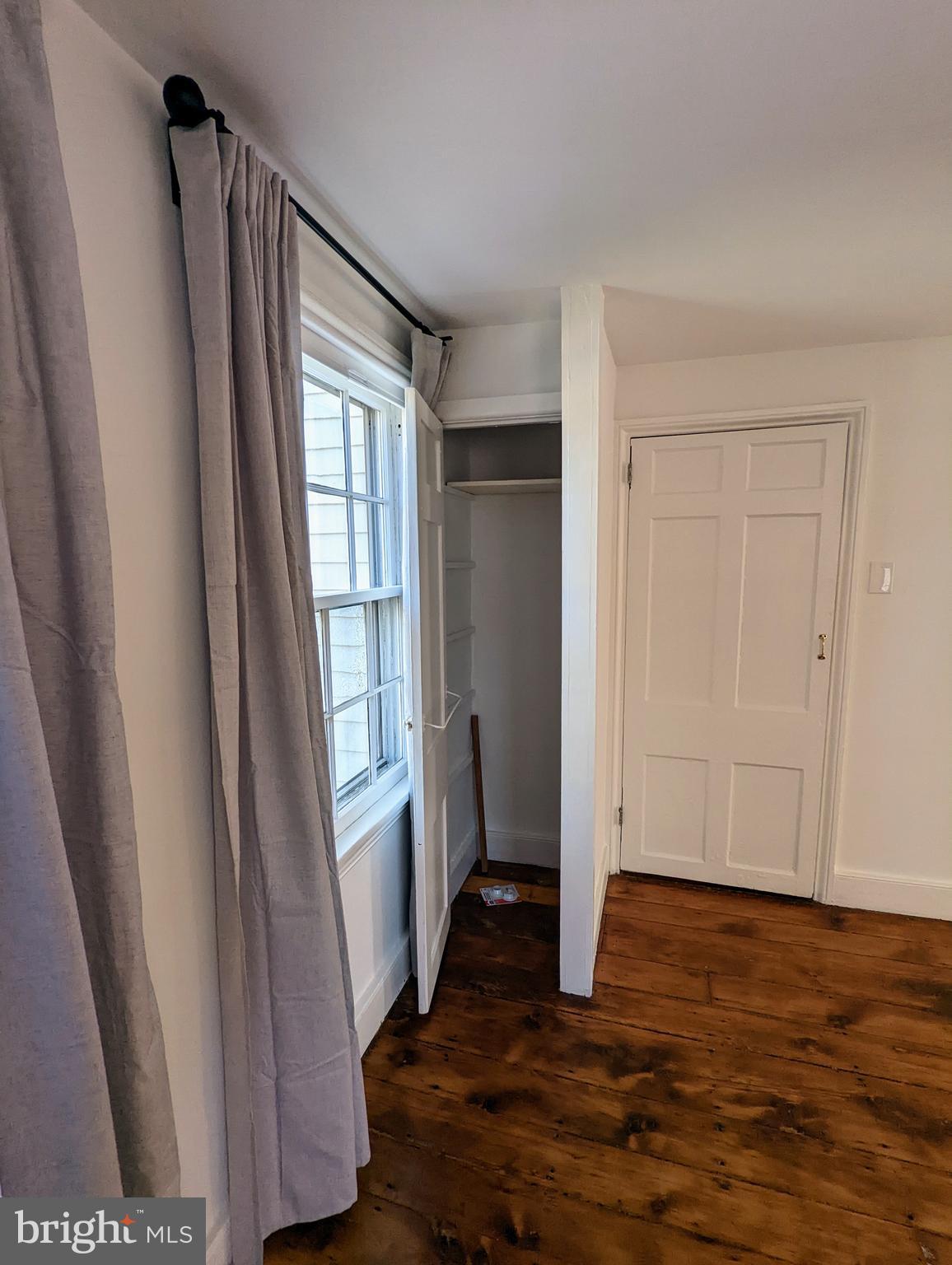 000 - Residential Lease