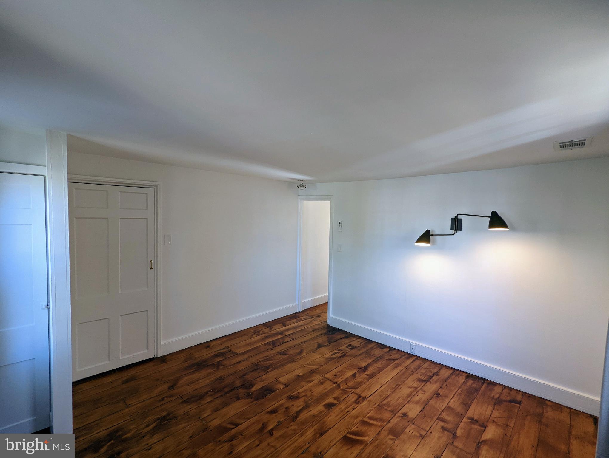 000 - Residential Lease