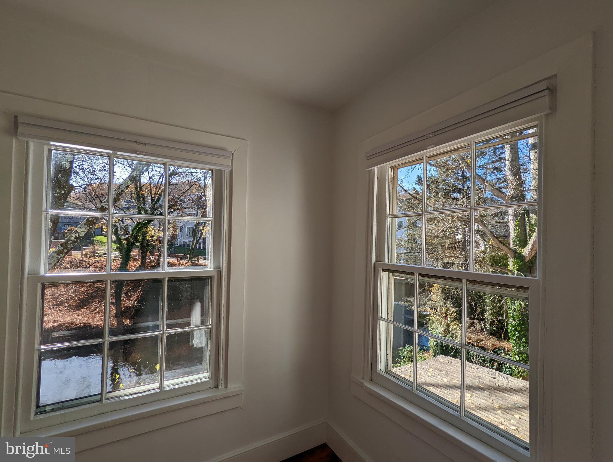 000 - Residential Lease