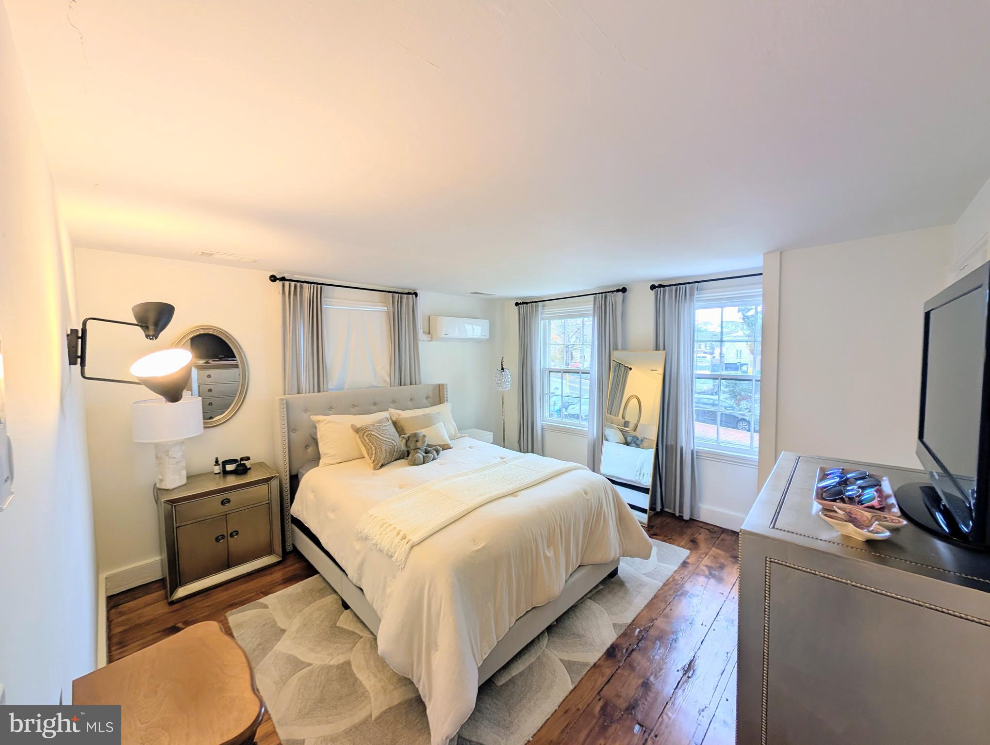 000 - Residential Lease