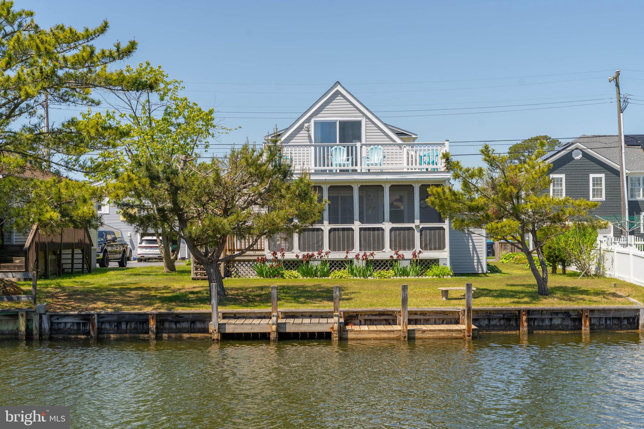 8 S ANCHORAGE AVENUE