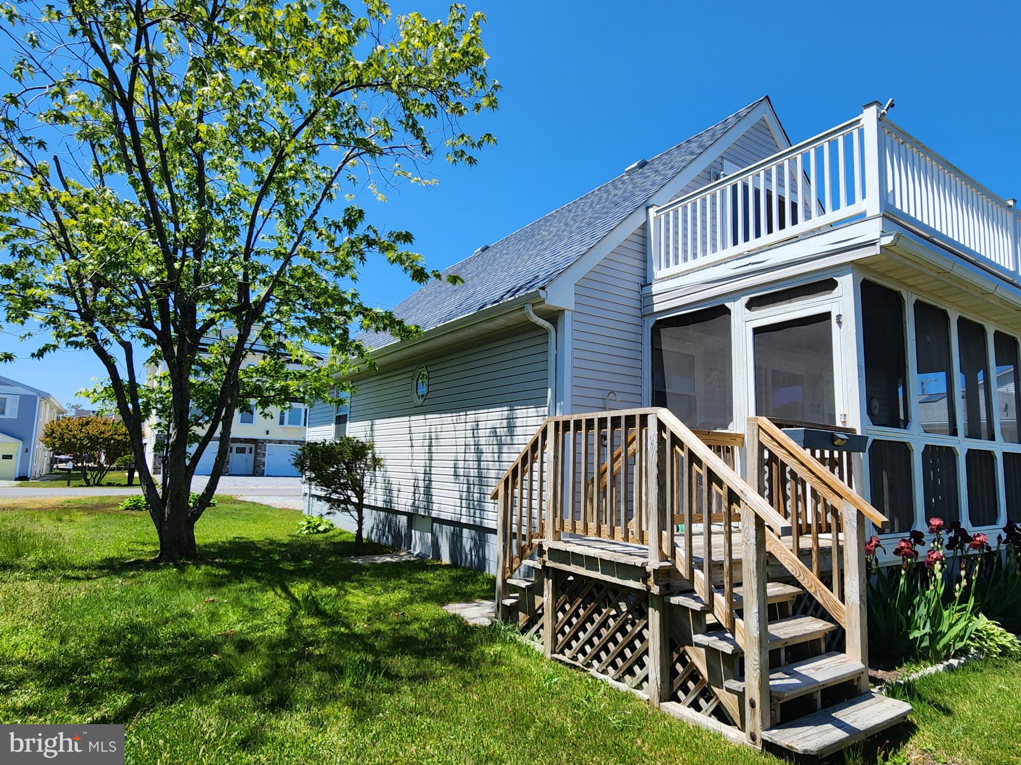 8 S ANCHORAGE AVENUE