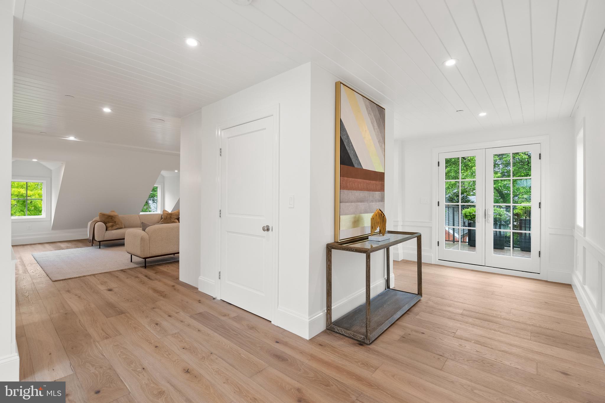 CHEVY CHASE VILLAGE - Residential