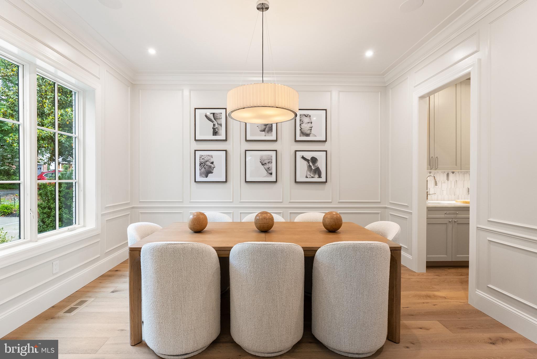 CHEVY CHASE VILLAGE - Residential