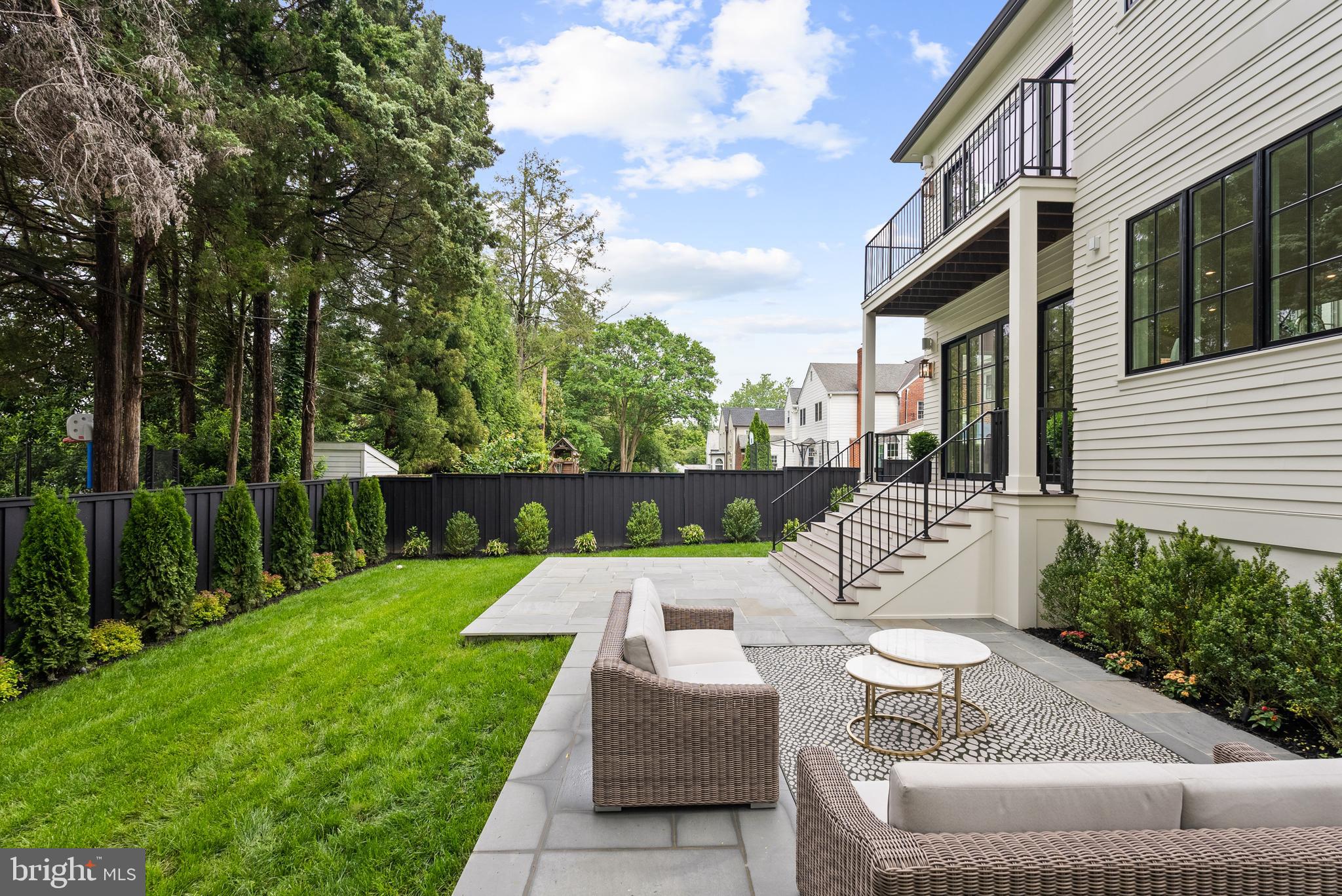 CHEVY CHASE VILLAGE - Residential