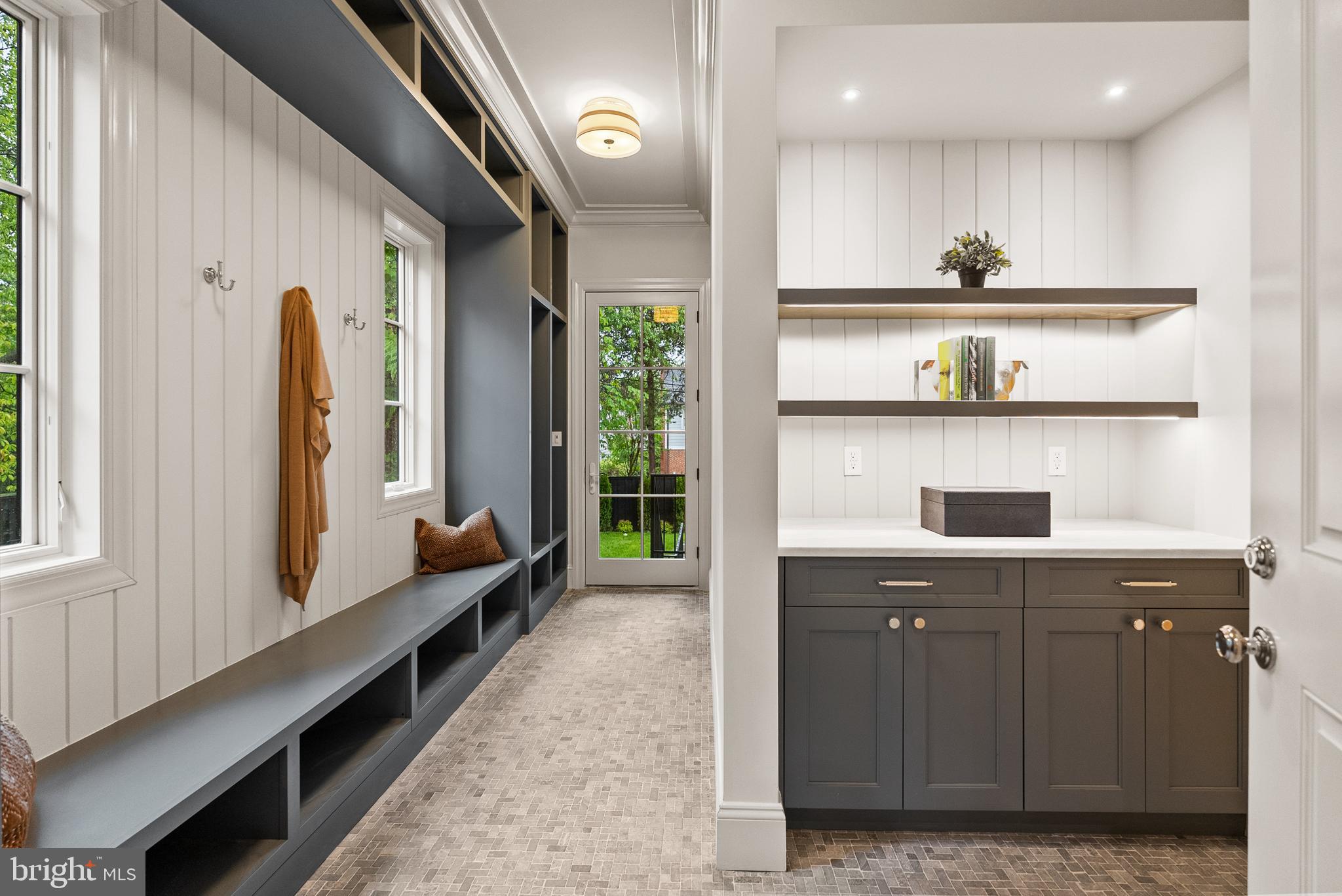 CHEVY CHASE VILLAGE - Residential