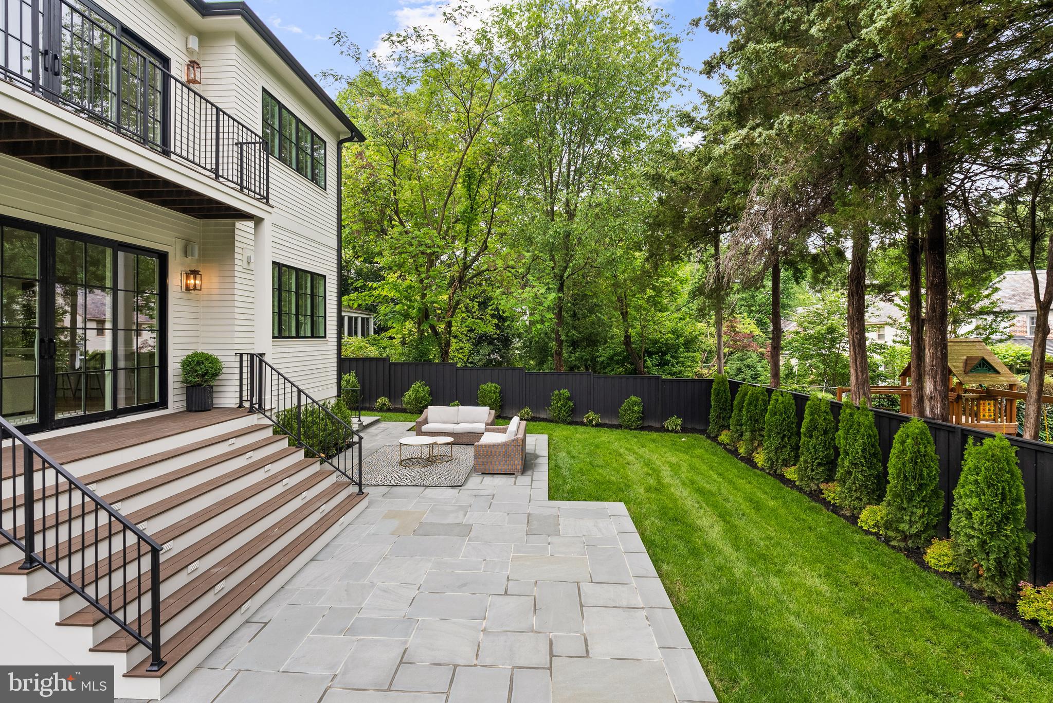 CHEVY CHASE VILLAGE - Residential