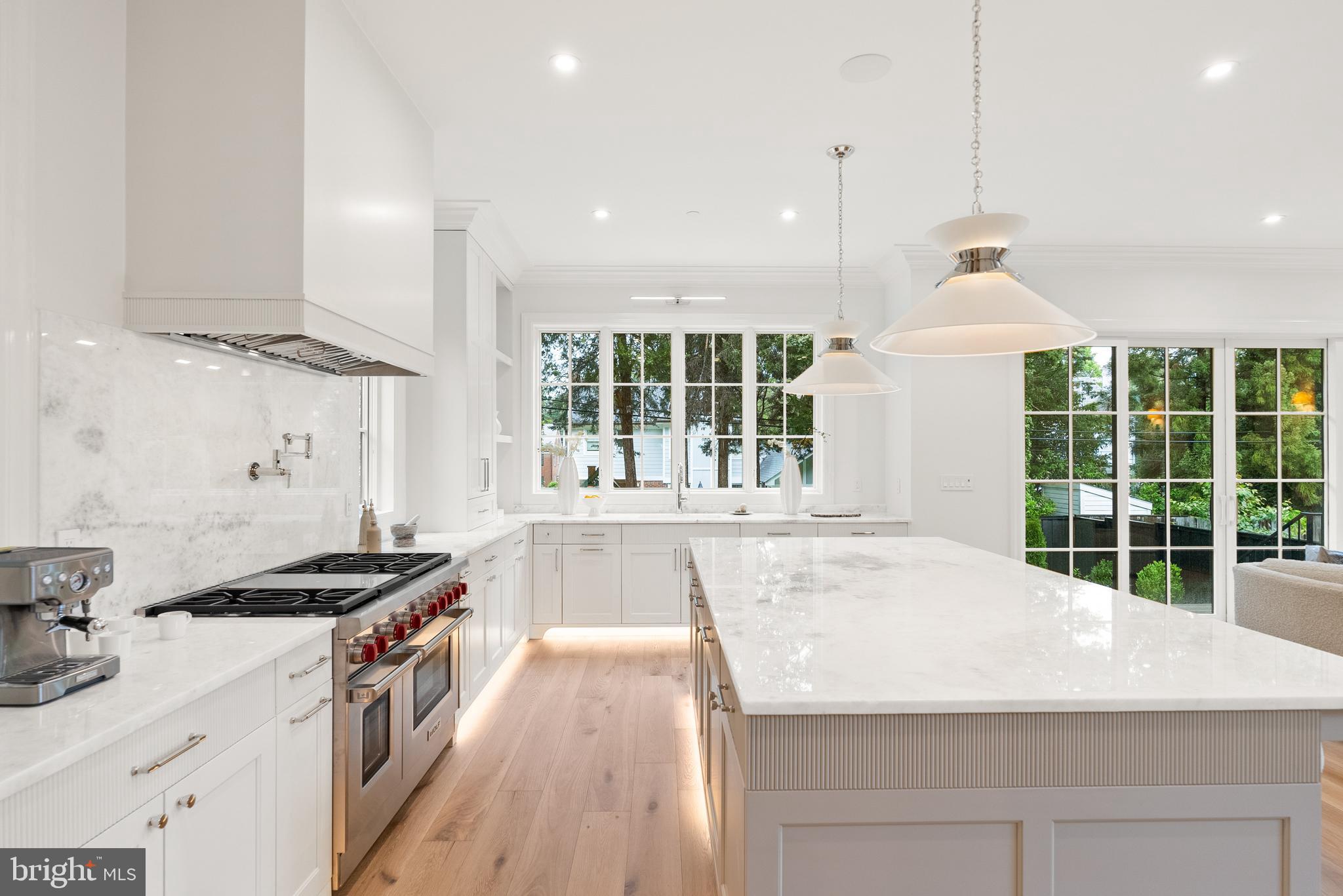 CHEVY CHASE VILLAGE - Residential