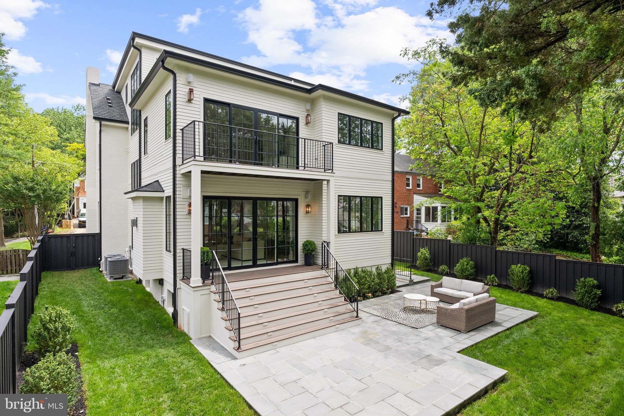 CHEVY CHASE VILLAGE - Residential