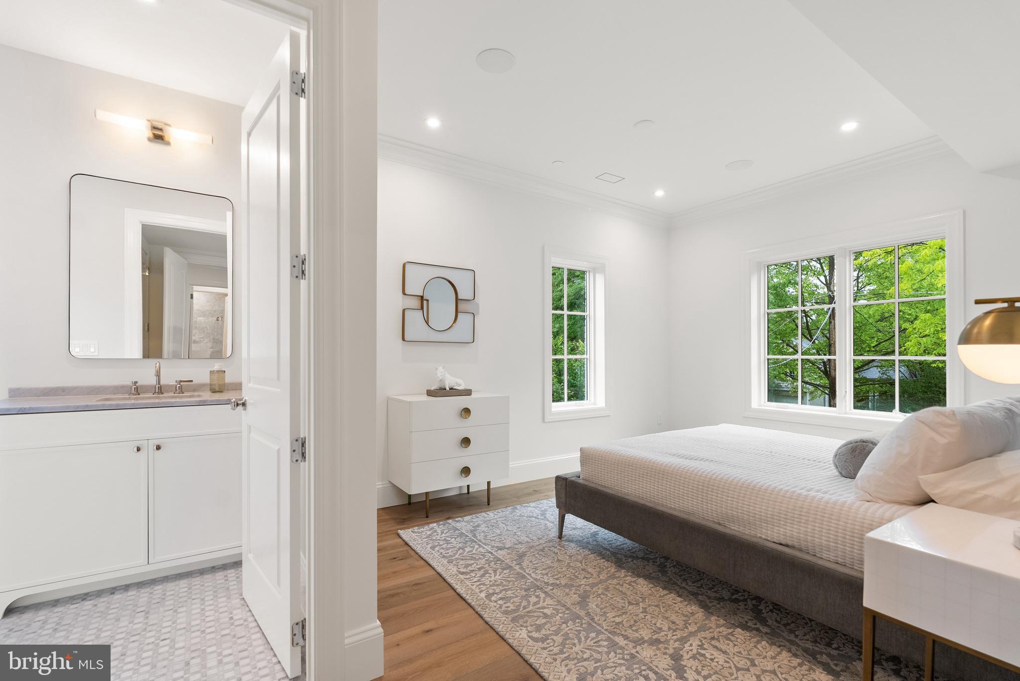 CHEVY CHASE VILLAGE - Residential