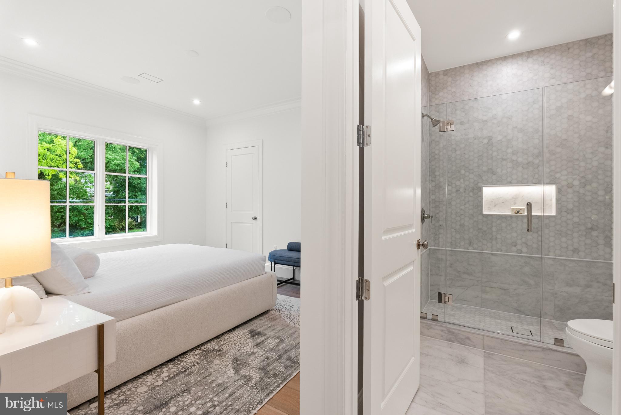 CHEVY CHASE VILLAGE - Residential