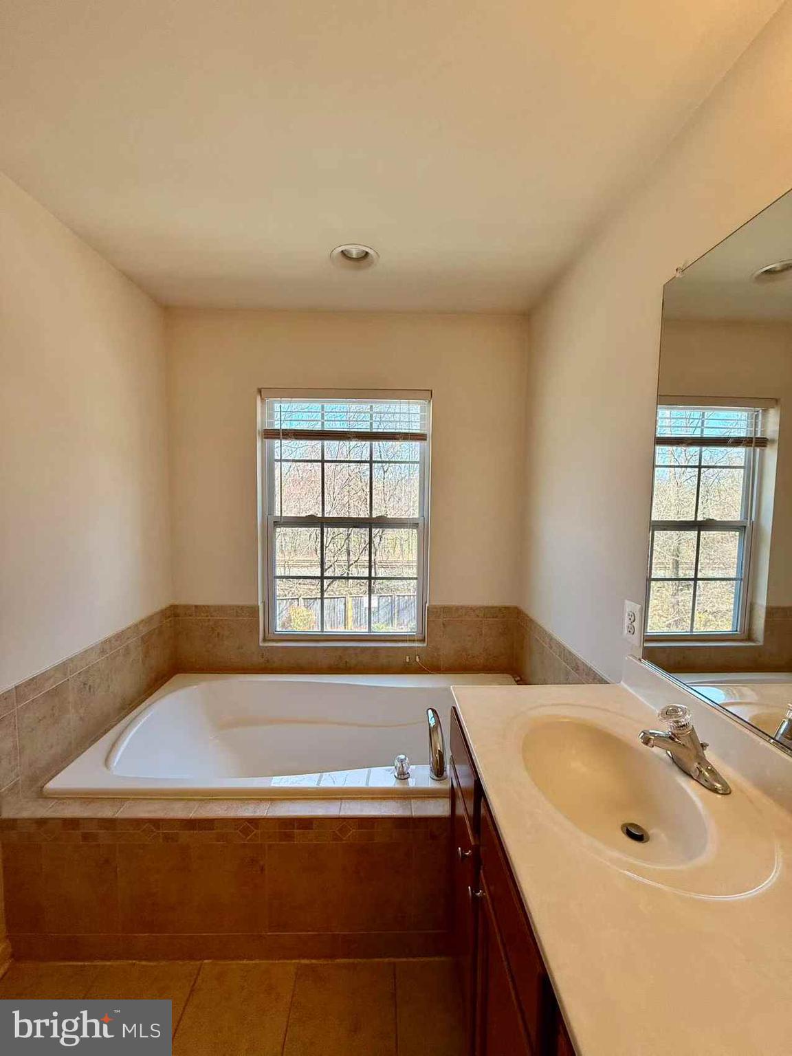 GERMANTOWN STATION - Residential Lease