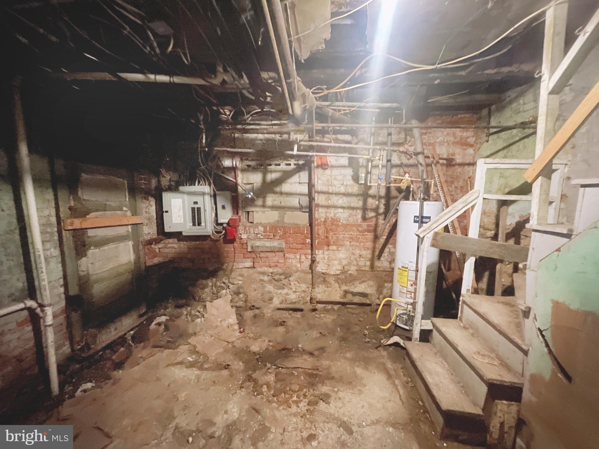 CARROLL PARK - Residential Income