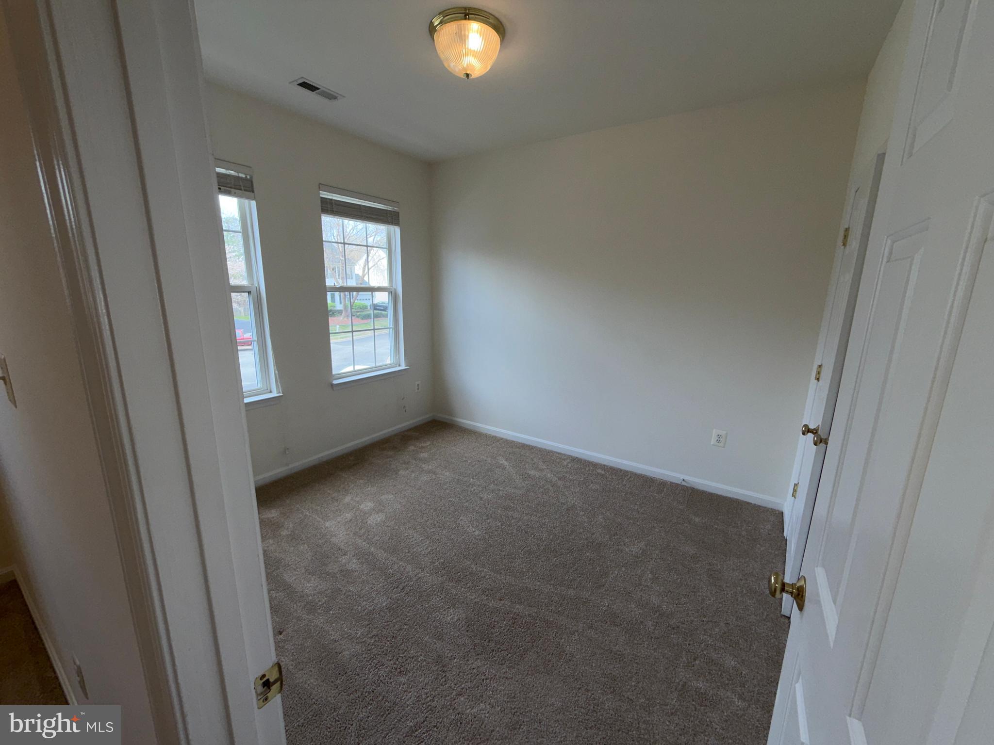 SALEM FIELDS - Residential