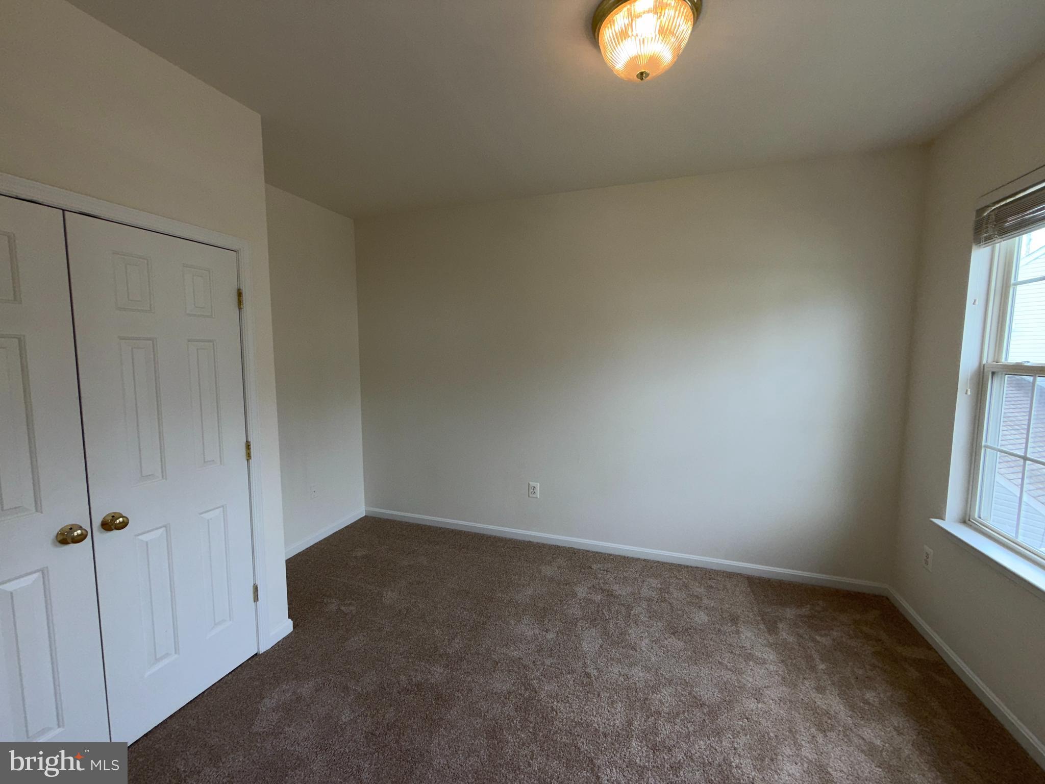 SALEM FIELDS - Residential