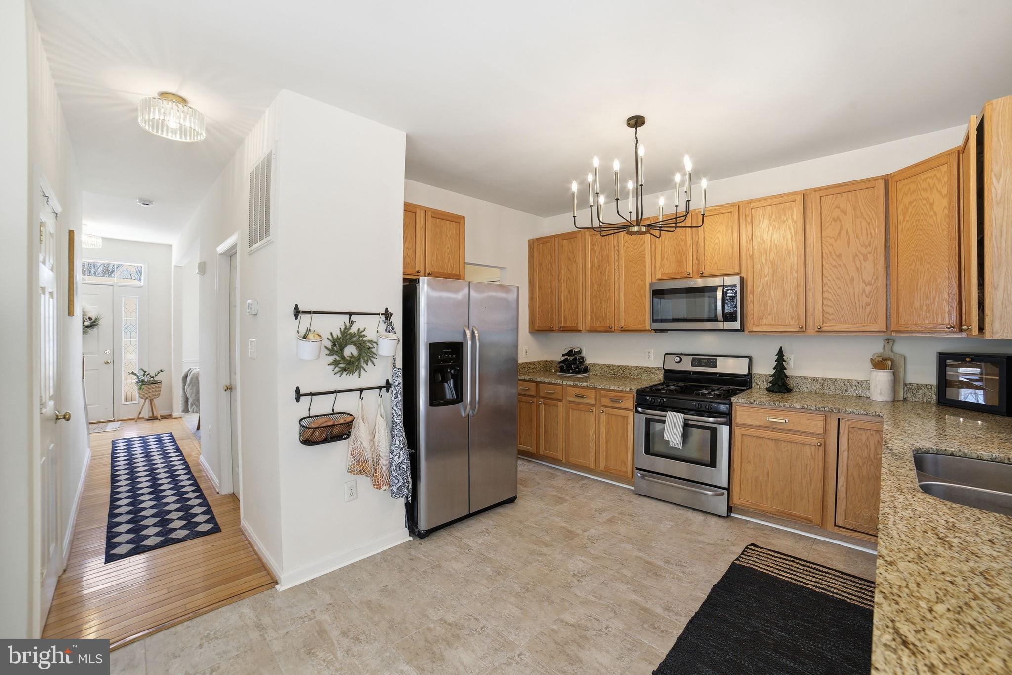 SALEM FIELDS - Residential