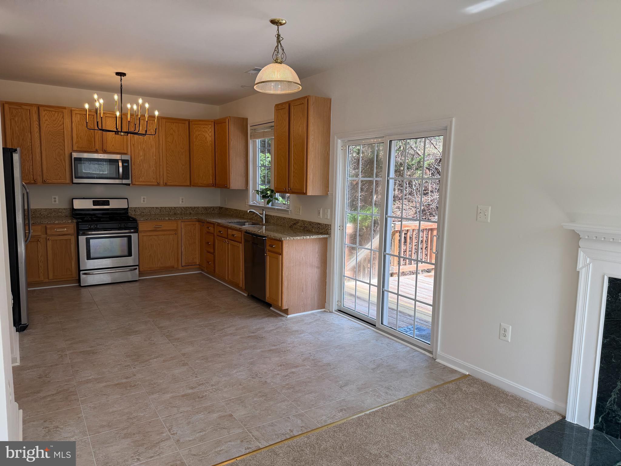 SALEM FIELDS - Residential