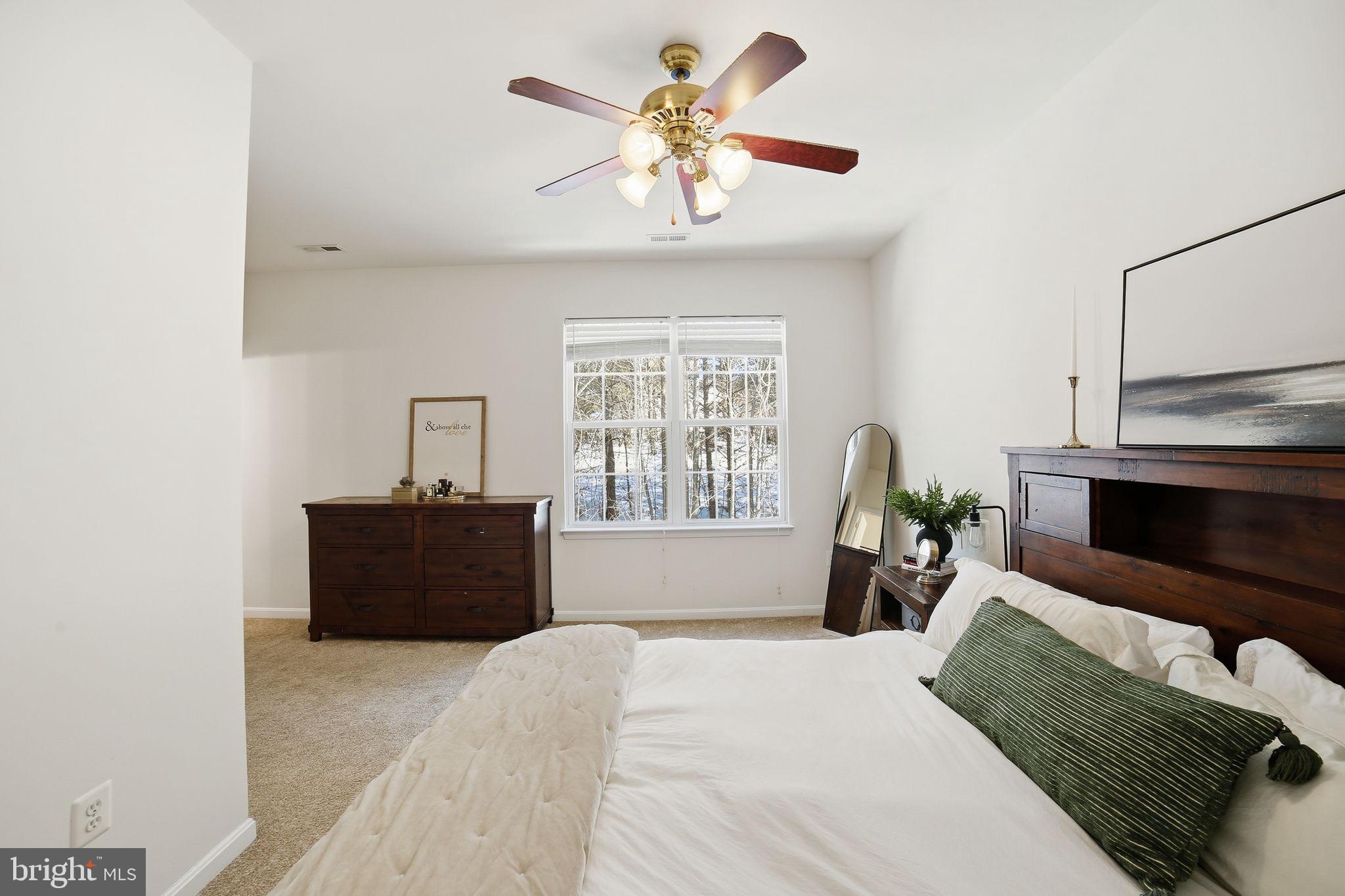 SALEM FIELDS - Residential