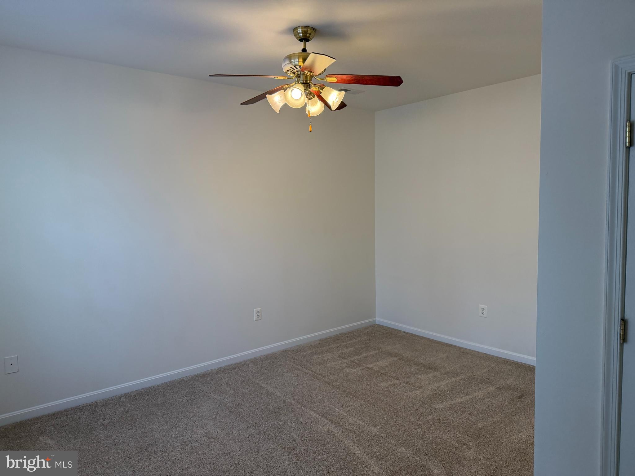 SALEM FIELDS - Residential