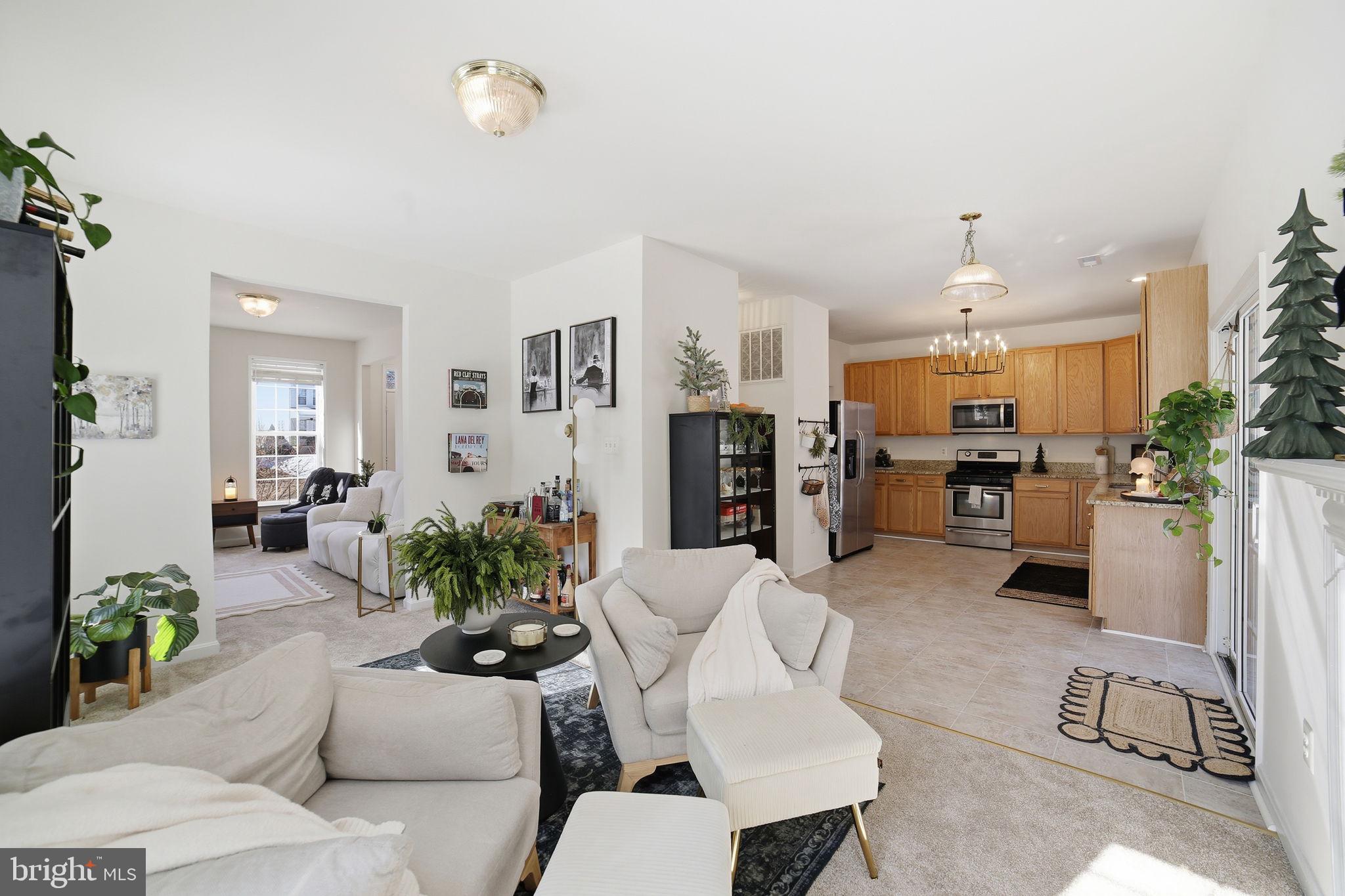 SALEM FIELDS - Residential