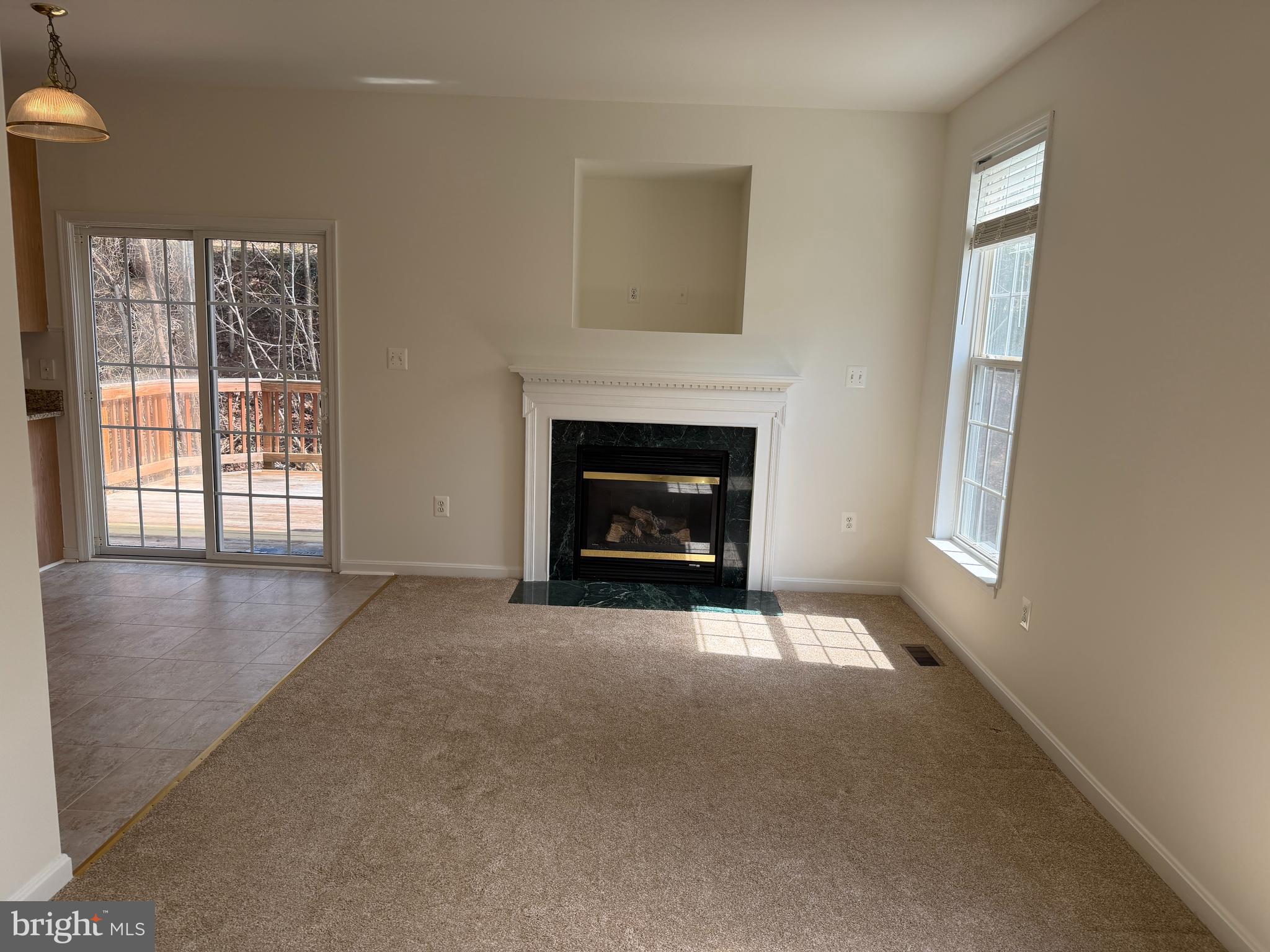 SALEM FIELDS - Residential