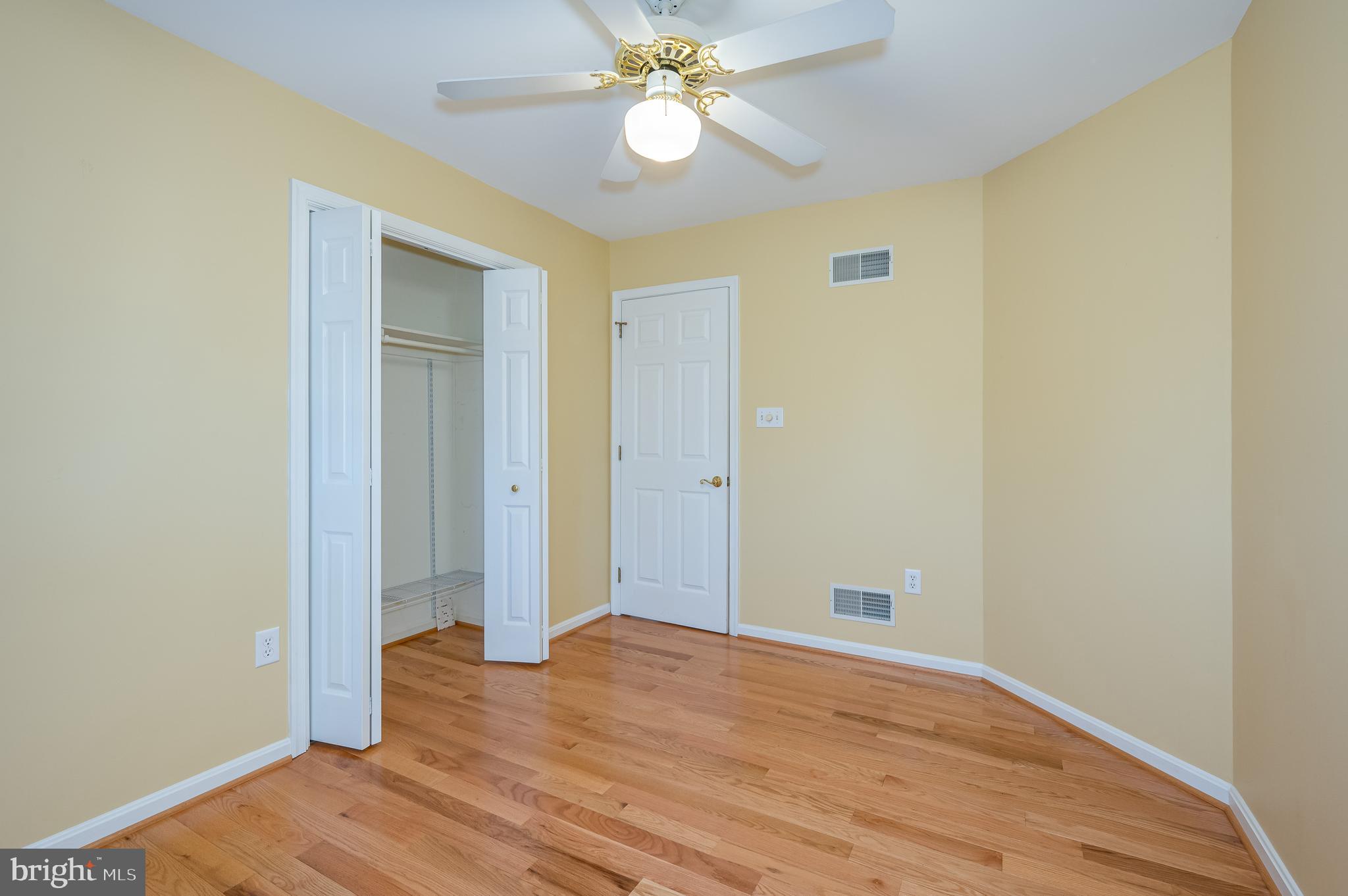 FOXCROFT MEADOWS - Residential