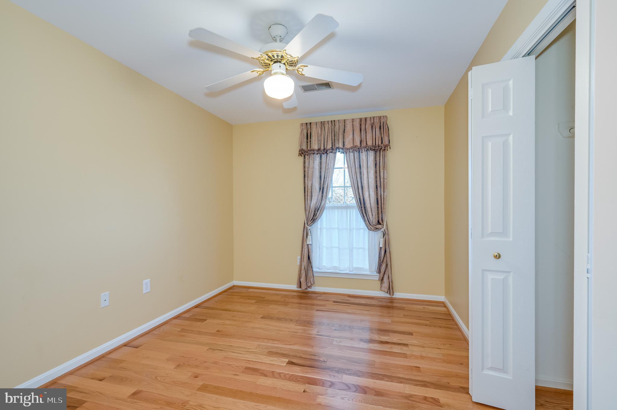 FOXCROFT MEADOWS - Residential