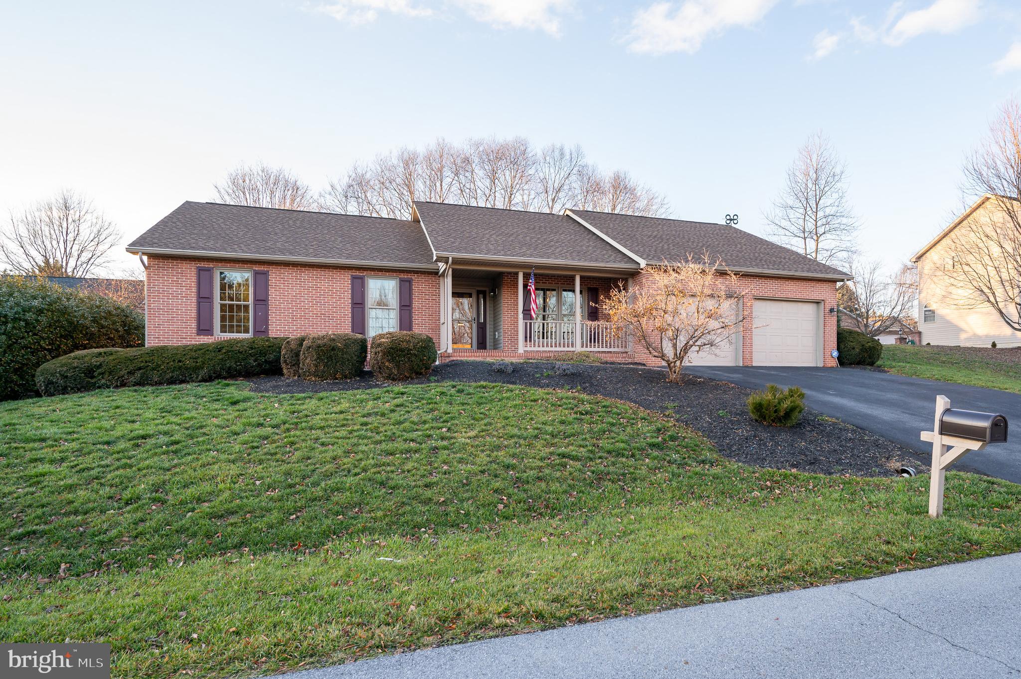 FOXCROFT MEADOWS - Residential