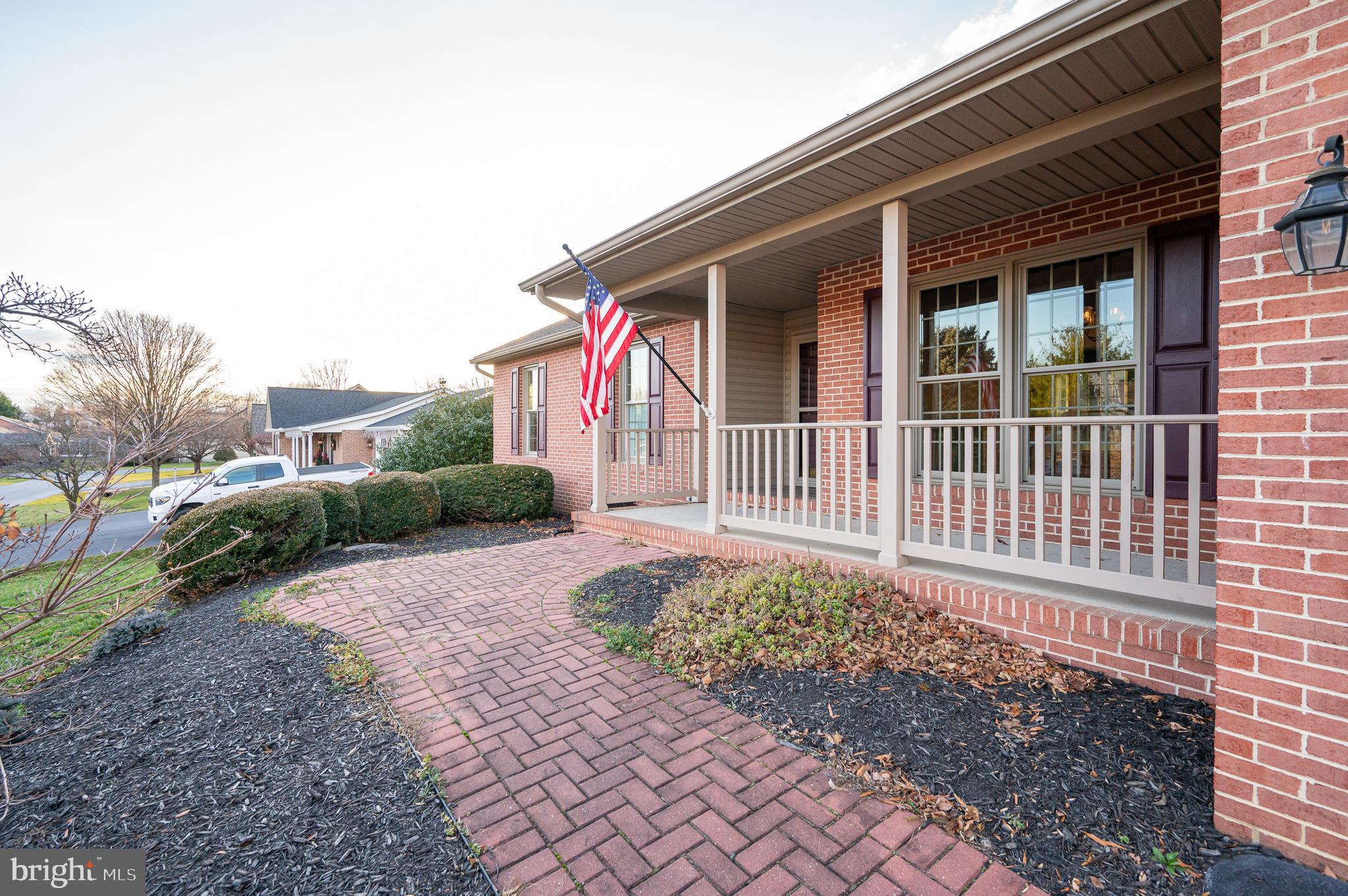 FOXCROFT MEADOWS - Residential