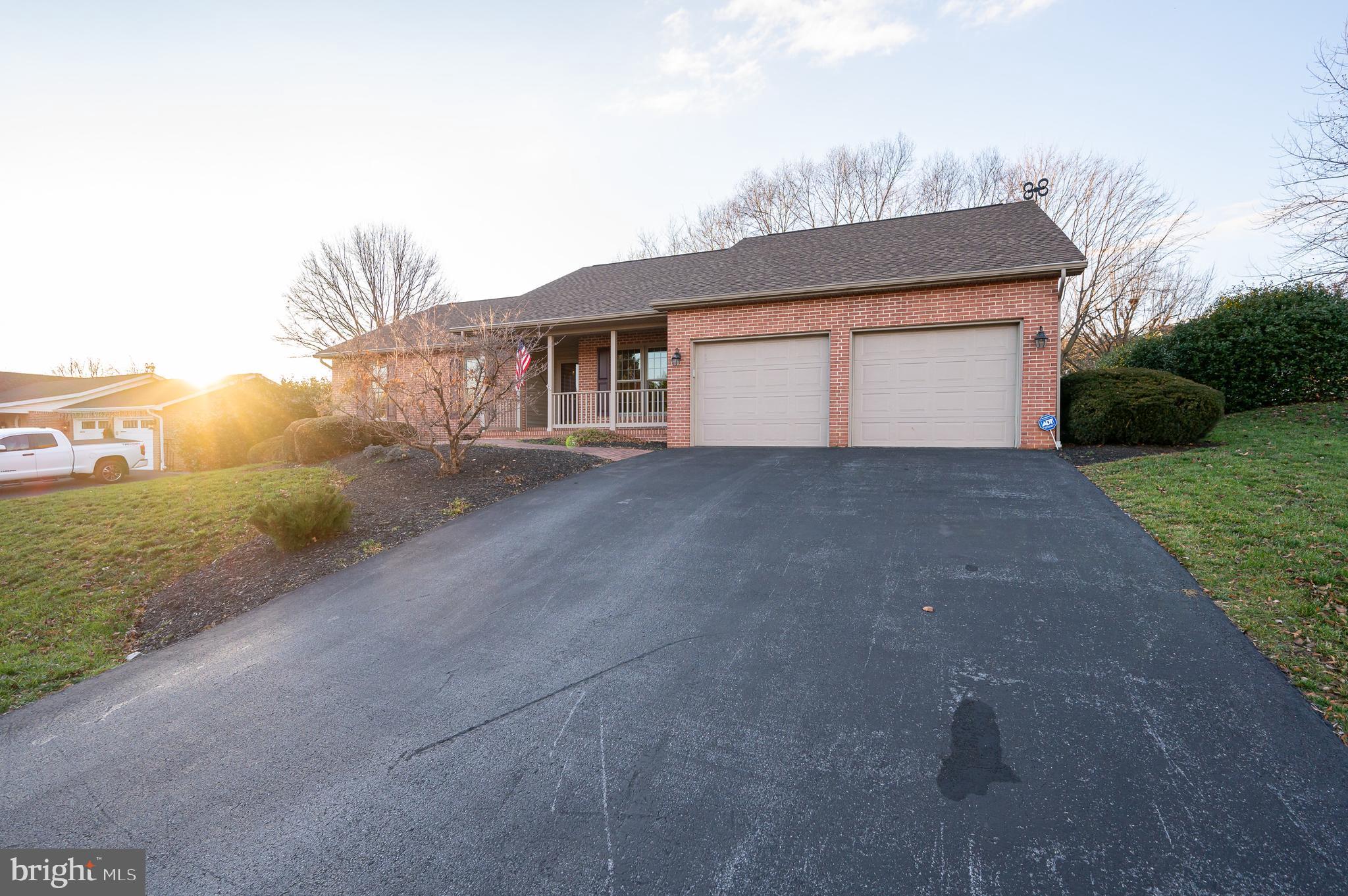 FOXCROFT MEADOWS - Residential