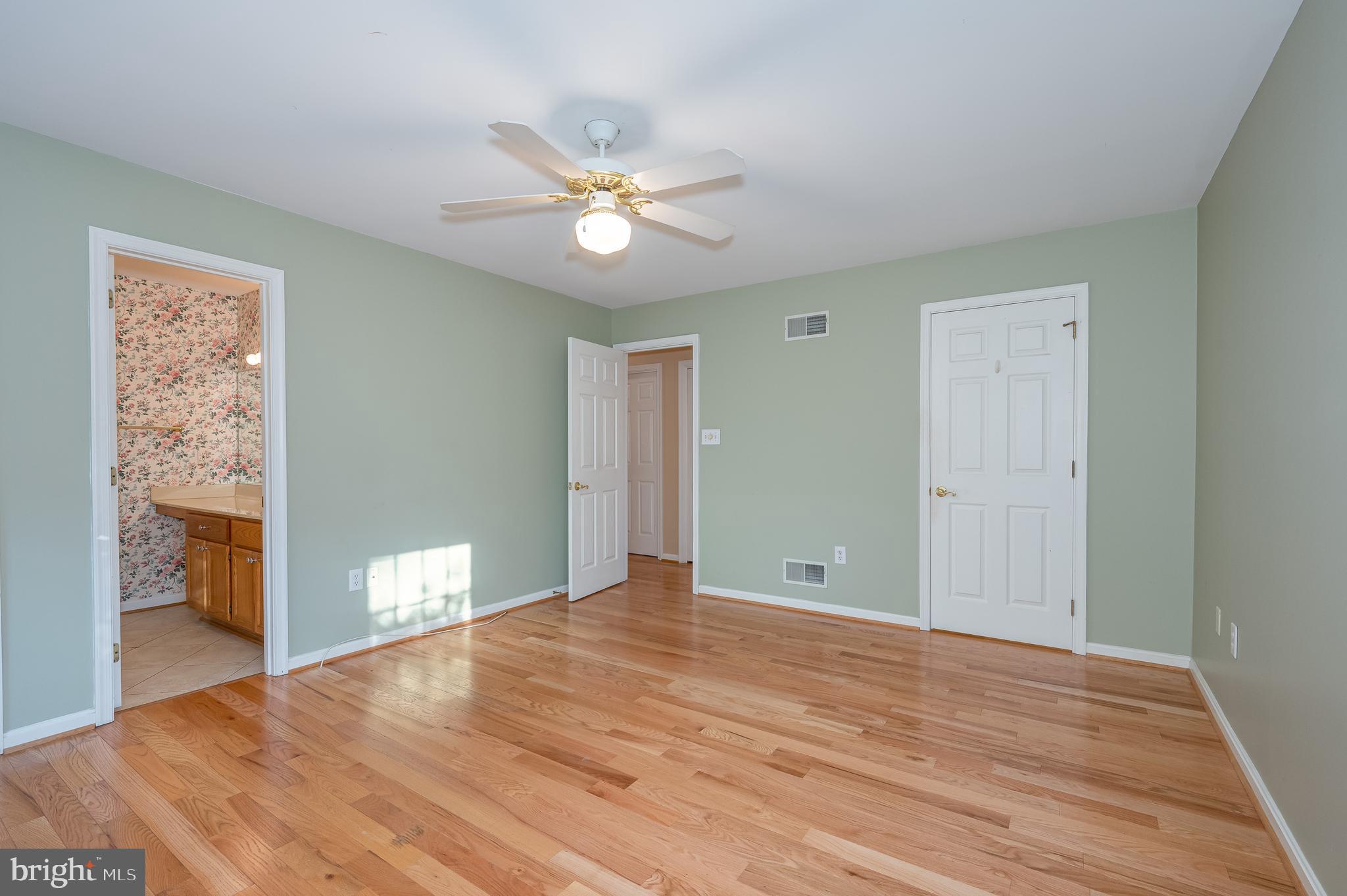 FOXCROFT MEADOWS - Residential