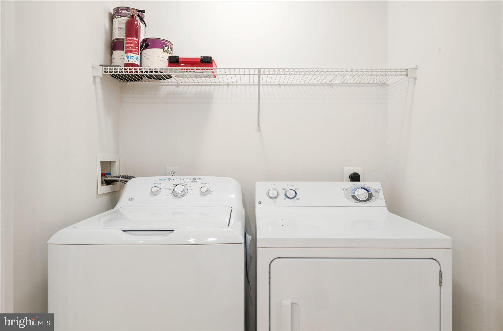 SUNSET ISLAND - Residential