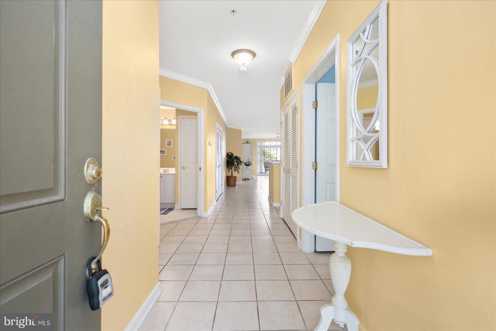 SUNSET ISLAND - Residential