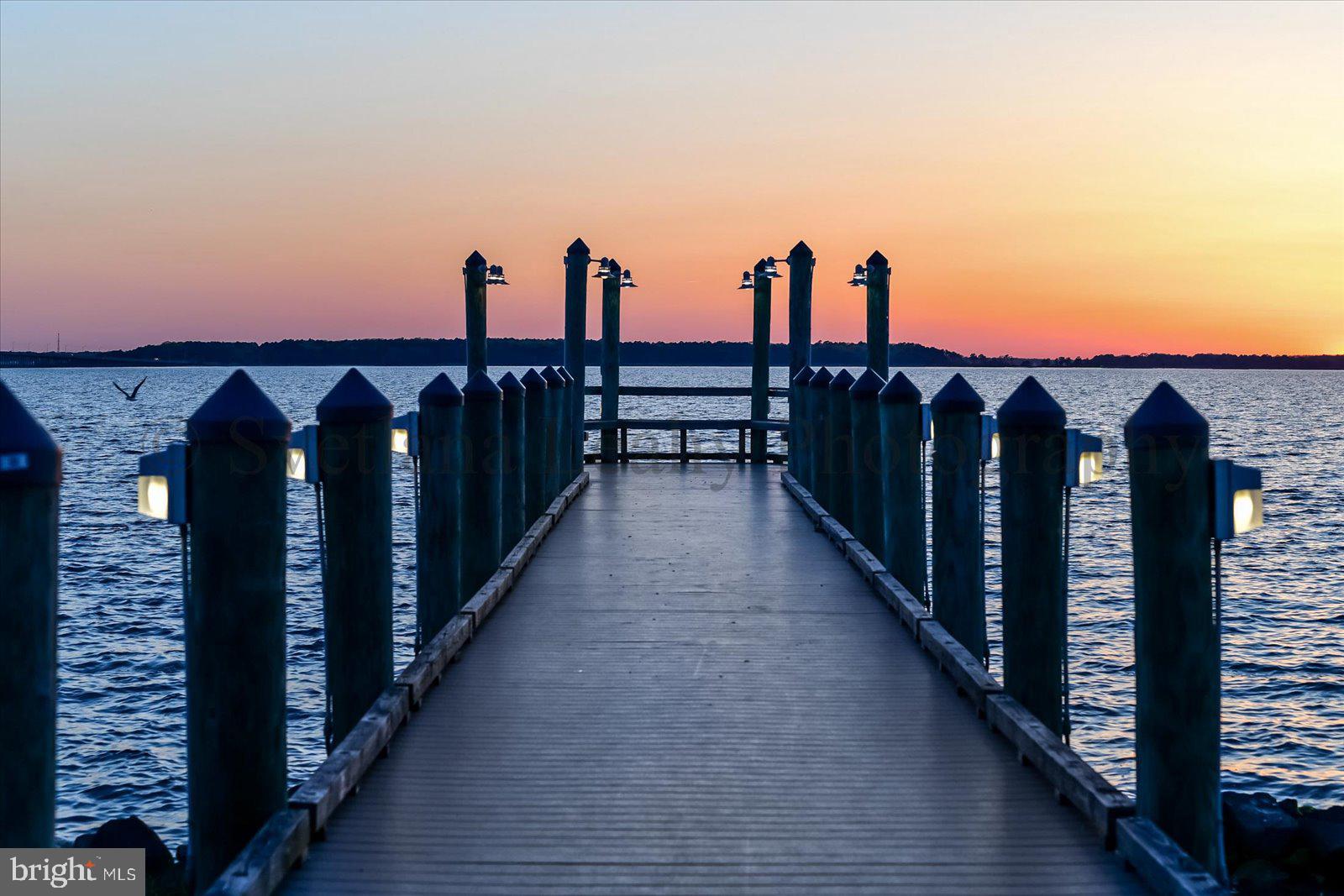 SUNSET ISLAND - Residential