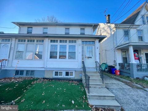 13 N 33RD CAMDEN NJ 08105