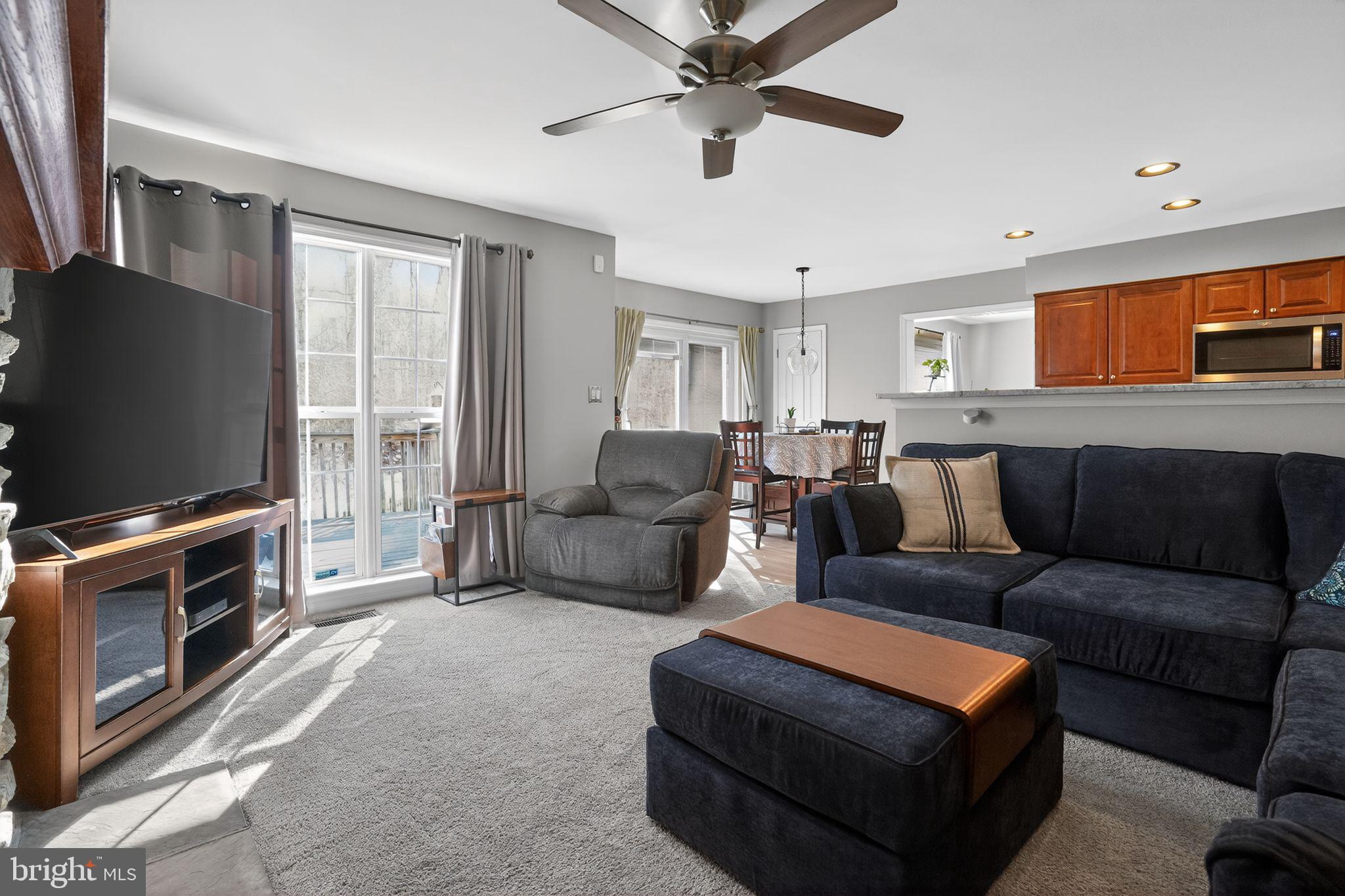 LONG BAR HARBOR - Residential