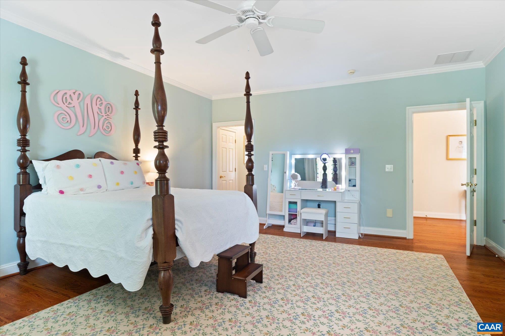 THE ROCKS - Residential