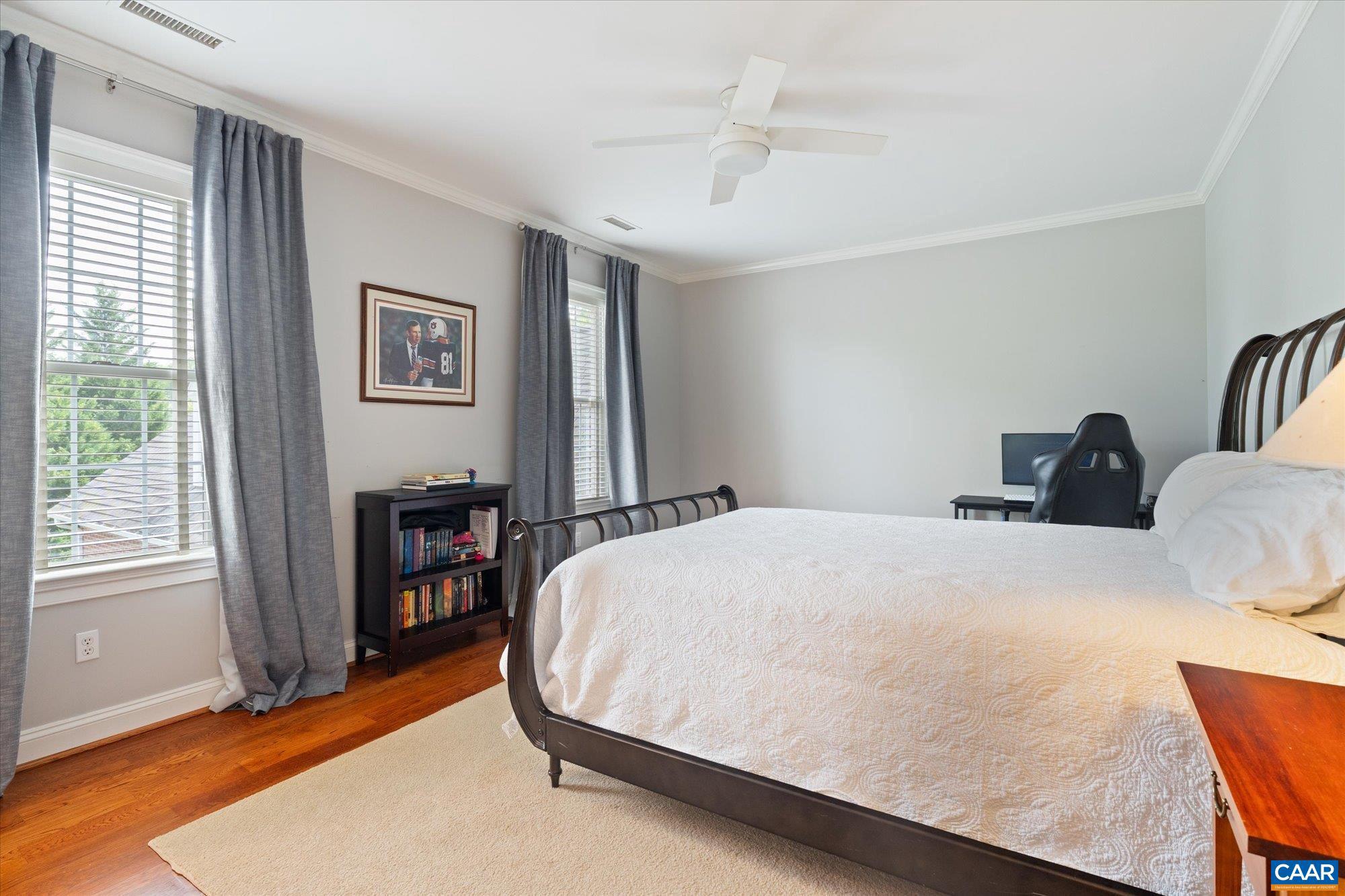 THE ROCKS - Residential