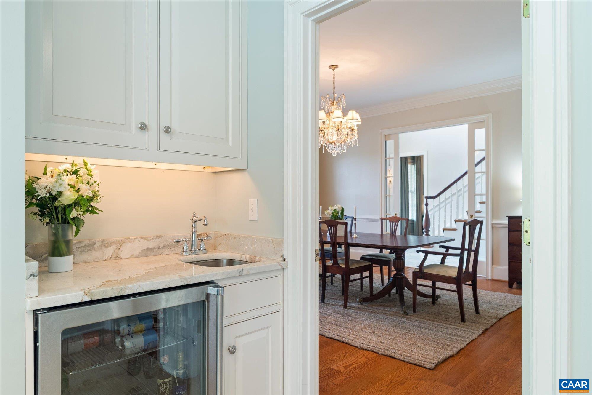 THE ROCKS - Residential