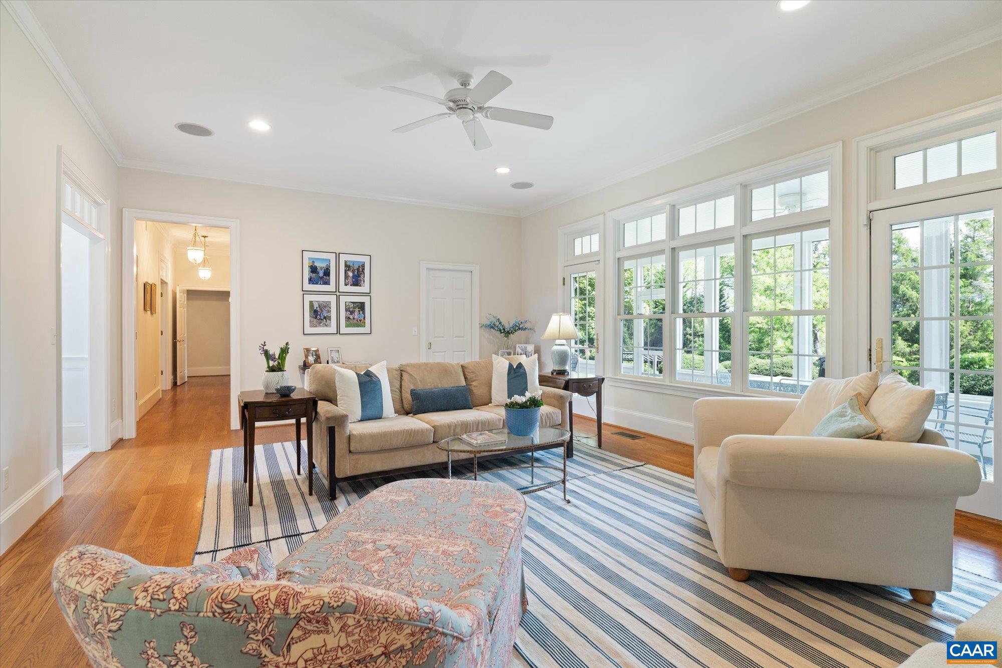 THE ROCKS - Residential